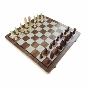 Šachy MASTER magnetické dřevěné - 39 x 39 cm obraz