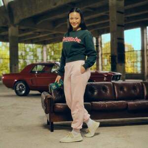 GymBeam Dámské tepláky GymBabe Cherrybloom obraz