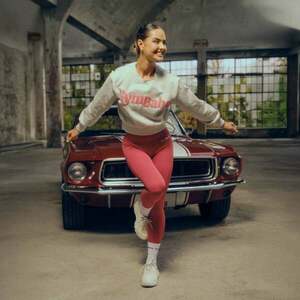 GymBeam Dámská mikina GymBabe Cloud obraz