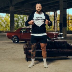 GymBeam Mikina se zipem Zone Black obraz