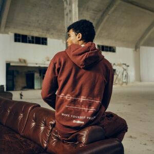 GymBeam Mikina se zipem Zone Cherrywood obraz