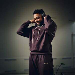 GymBeam Aura Hoodie Tee Brown obraz