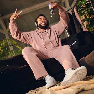 GymBeam Aura Hoodie Roux obraz