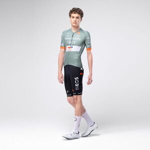 GOBIK Cyklistický dres s krátkým rukávem - ODYSSEY NETCOMPANY INEOS 26 - zelená/oranžová obraz