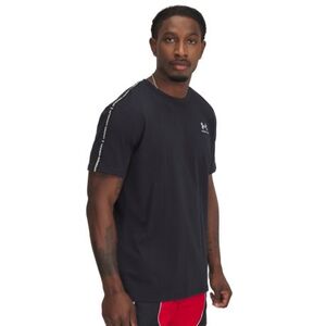 Pánské tričko s krátkým rukávem UNDER ARMOUR-UA Icon HWT Tee Taping-BLK obraz