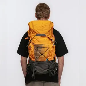 Husky Curly 40l dark yellow obraz