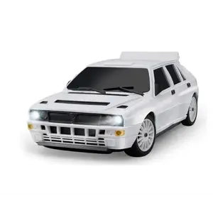 IQ models Lancia Delta bílé 1/28 RC driftovací auto obraz