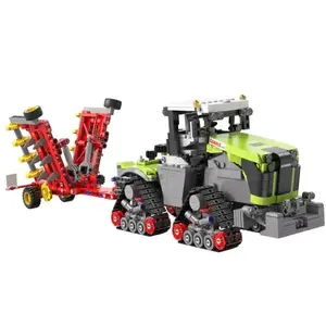 IQ models Stavebnice pásového traktoru CLAAS Xerion-5000 1/32 - 1336 dílků obraz