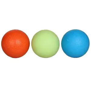 LiveUp Grip Ball posilovací míčky obraz