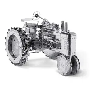 Metal Earth Luxusní ocelová stavebnice Traktor John Deere Model B obraz