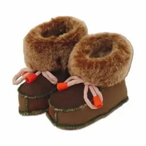 Ovčíno dětské kožené botičky capáčky POUZE S - délka chodidla do 9 cm (hnědo-bílá) (VÝPRODEJ) obraz