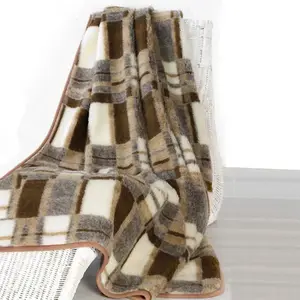 Ovčíno vlněná deka - vzor HIT-13 - 140 x 200 cm obraz