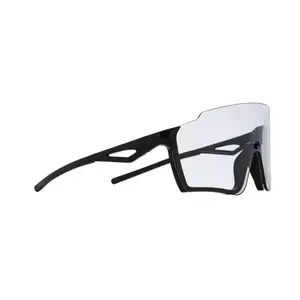 Red bull spect STUN-01X black/chrom-x inner photocromic lens outer clear lens with red mirror cat. S1-S3 sluneční brýle - Velikost 138-130 obraz
