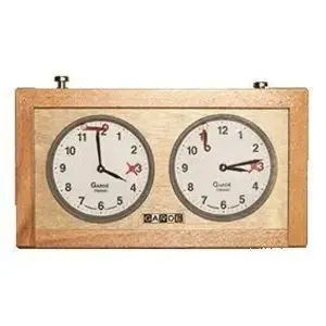 Schach-archiv GARDE Classic světle hnědé dřevěné analogové šachové hodiny obraz