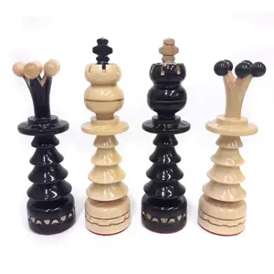 Super Grand Maximus inkrustované mědí dřevěné šachové figurky obraz
