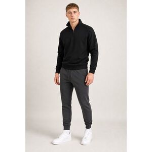 Pánský Set Železitě Šedé Tepláky Jogger & Černá Mikina se Zipem u Krku obraz